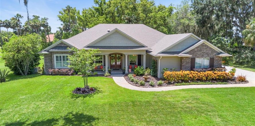 Villa ou maison à Mount Dora, Floride 3 chambres, 244.33 m2 № 1812679