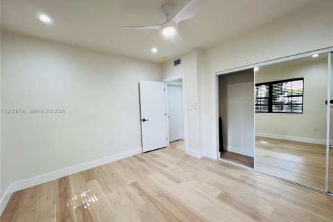 Appartement à louer à Miami Beach, Floride: 2 chambres, 97.55 m2 № 2168205 - photo 10