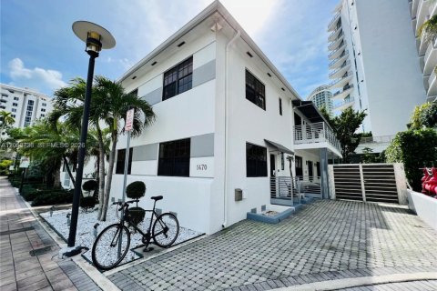 Appartement à louer à Miami Beach, Floride: 2 chambres, 97.55 m2 № 2168205 - photo 18