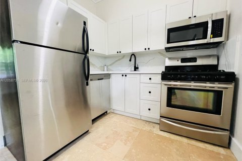 Appartement à louer à Miami Beach, Floride: 2 chambres, 97.55 m2 № 2168205 - photo 5