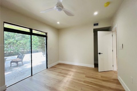 Appartement à louer à Miami Beach, Floride: 2 chambres, 97.55 m2 № 2168205 - photo 14