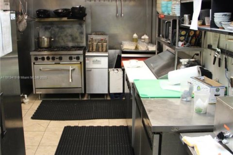 Immobilier commercial à vendre à Fort Lauderdale, Floride № 1971214 - photo 6