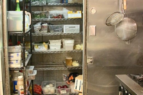 Купить коммерческую недвижимость в Форт-Лодердейл, Флорида № 1971214 - фото 8