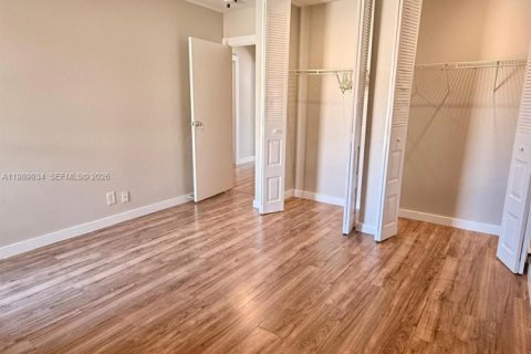 Снять в аренду таунхаус в Плантация, Флорида 4 спальни, 164.44м2, № 2063006 - фото 30