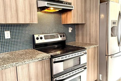 Снять в аренду таунхаус в Плантация, Флорида 4 спальни, 164.44м2, № 2063006 - фото 14