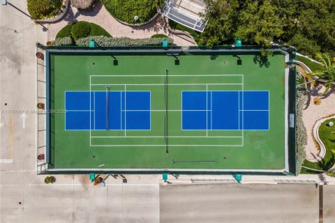 Купить кондоминиум в Санрайз, Флорида 2 спальни, 108.23м2, № 2038886 - фото 21