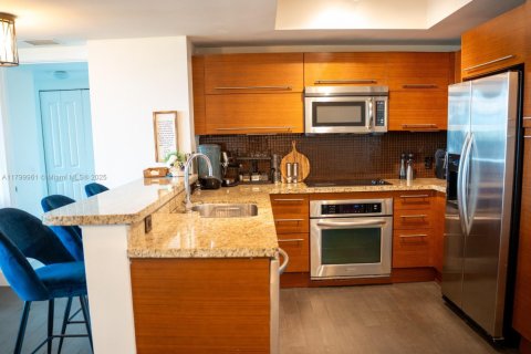 Купить кондоминиум в Санрайз, Флорида 2 спальни, 108.23м2, № 2038886 - фото 13