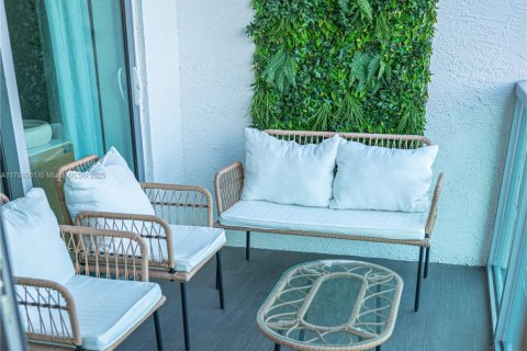 Купить кондоминиум в Санрайз, Флорида 2 спальни, 108.23м2, № 2038886 - фото 7