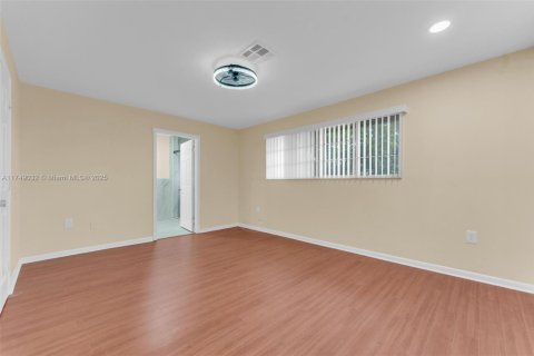 Adosado en venta en Sunrise, Florida, 3 dormitorios, 162.58 m2 № 1699722 - foto 19