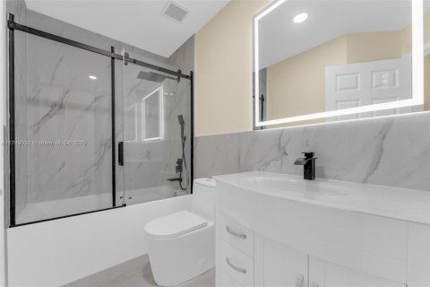 Adosado en venta en Sunrise, Florida, 3 dormitorios, 162.58 m2 № 1699722 - foto 27