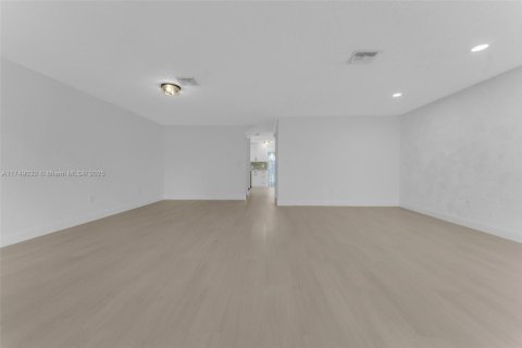 Adosado en venta en Sunrise, Florida, 3 dormitorios, 162.58 m2 № 1699722 - foto 8