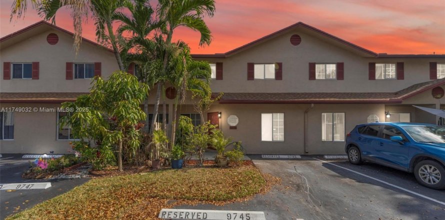 Adosado en Sunrise, Florida 3 dormitorios, 162.58 m2 № 1699722