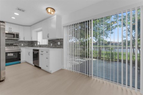 Adosado en venta en Sunrise, Florida, 3 dormitorios, 162.58 m2 № 1699722 - foto 13