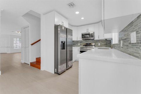 Adosado en venta en Sunrise, Florida, 3 dormitorios, 162.58 m2 № 1699722 - foto 12