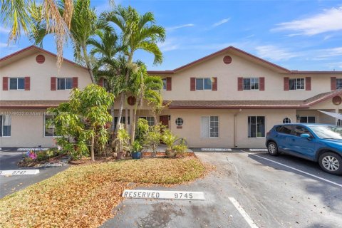Adosado en venta en Sunrise, Florida, 3 dormitorios, 162.58 m2 № 1699722 - foto 3