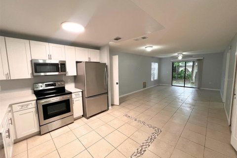 Apartamento en alquiler en Casselberry, Florida, 2 dormitorios, 102.19 m2 № 1912988 - foto 2