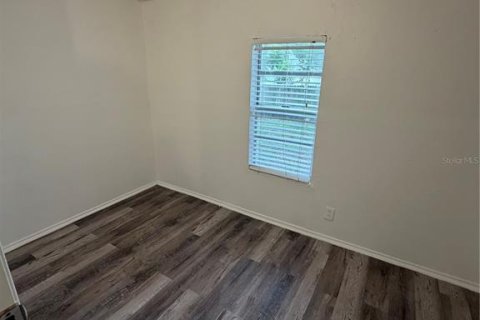 House in Tampa, Florida 3 bedrooms, 111.48 sq.m. № 2379287 - photo 29