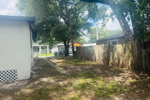 House in Tampa, Florida 3 bedrooms, 111.48 sq.m. № 2379287 - photo 5