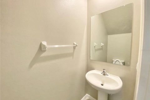 Townhouse in Wesley Chapel, Florida 3 bedrooms, 151.8 sq.m. № 1647696 - photo 16