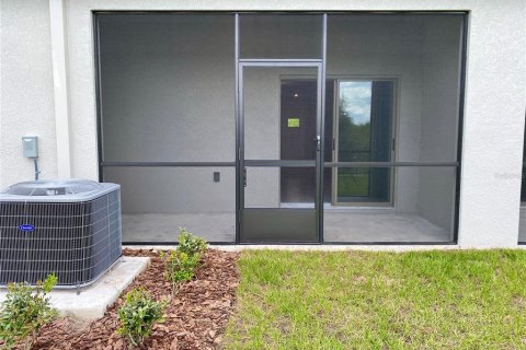 Townhouse in Wesley Chapel, Florida 3 bedrooms, 151.8 sq.m. № 1647696 - photo 22