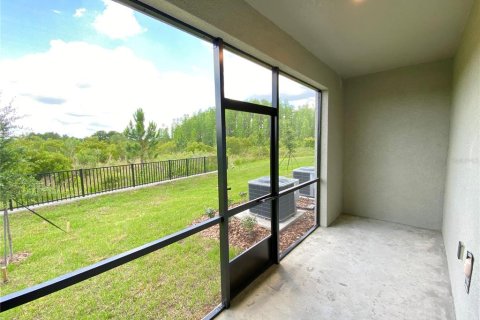 Townhouse in Wesley Chapel, Florida 3 bedrooms, 151.8 sq.m. № 1647696 - photo 20