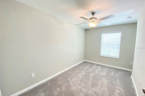 Townhouse in Wesley Chapel, Florida 3 bedrooms, 151.8 sq.m. № 1647696 - photo 11