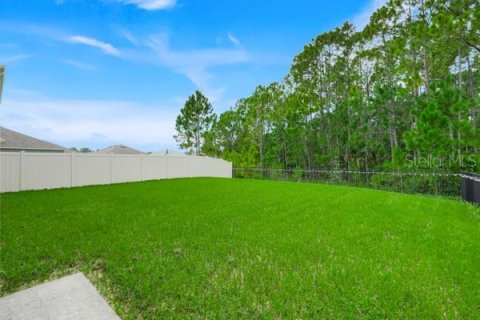 House in Davenport, Florida 5 bedrooms, 243.03 sq.m. № 2283568 - photo 23
