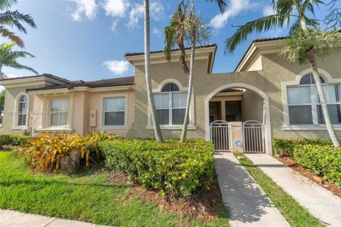 House in Homestead, Florida 3 bedrooms, 112.97 sq.m. № 1759037 - photo 6