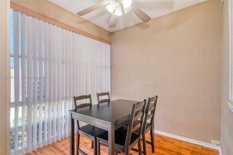 Condo in Sunny Isles Beach, Florida, 1 bedroom  № 2078215 - photo 7