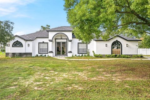 House in Brooksville, Florida 3 bedrooms, 194.26 sq.m. № 2366966