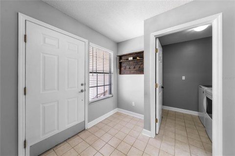 House in New Smyrna Beach, Florida 3 bedrooms, 156.45 sq.m. № 1801884 - photo 12