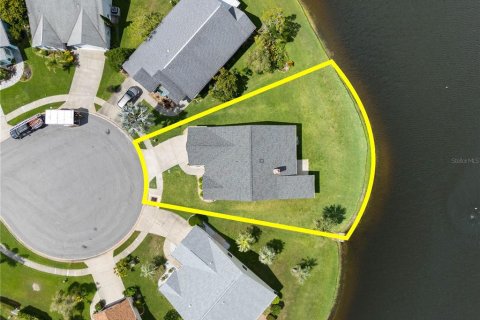 House in New Smyrna Beach, Florida 3 bedrooms, 156.45 sq.m. № 1801884 - photo 4