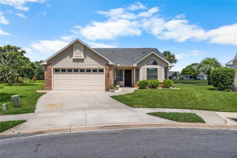 House in New Smyrna Beach, Florida 3 bedrooms, 156.45 sq.m. № 1801884 - photo 5
