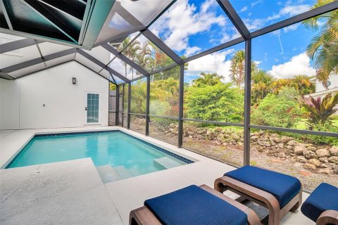 House in Venice, Florida 4 bedrooms, 312.52 sq.m. № 2202724 - photo 24