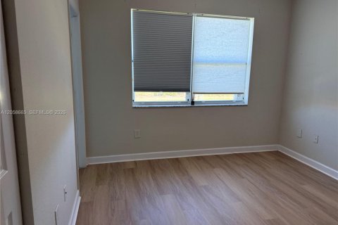 Copropriété à louer à Homestead, Floride: 3 chambres, 108.6 m2 № 2168638 - photo 14