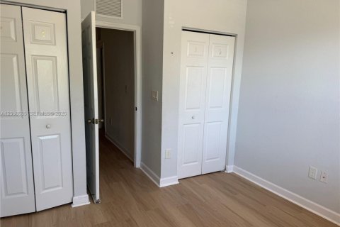 Copropriété à louer à Homestead, Floride: 3 chambres, 108.6 m2 № 2168638 - photo 13