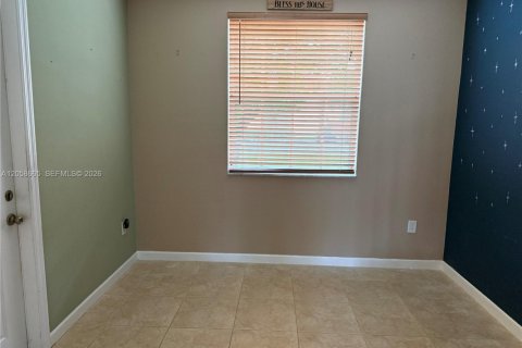 Copropriété à louer à Homestead, Floride: 3 chambres, 108.6 m2 № 2168638 - photo 6