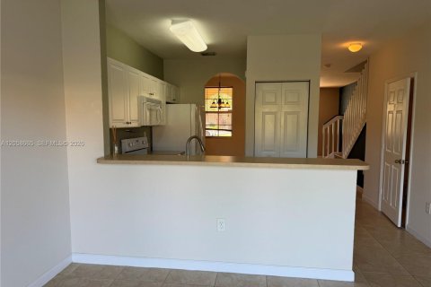 Copropriété à louer à Homestead, Floride: 3 chambres, 108.6 m2 № 2168638 - photo 7