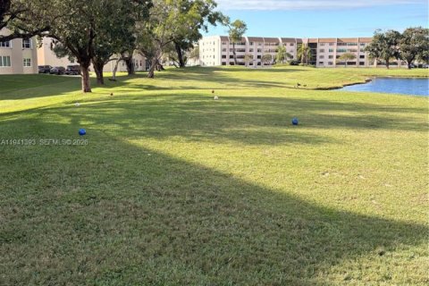 Condominio en venta en Sunrise, Florida, 2 dormitorios, 127.28 m2 № 2000757 - foto 27