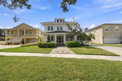 Villa ou maison à Saint Petersburg, Floride 3 chambres, 251.3 m2 № 2429094