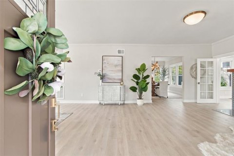 Villa ou maison à vendre à Saint Petersburg, Floride: 3 chambres, 251.3 m2 № 2429094 - photo 10