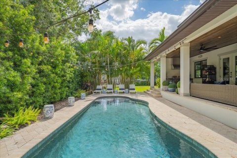 House in Tampa, Florida 5 bedrooms, 478.82 sq.m. № 1629737 - photo 26