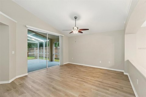 Villa ou maison à vendre à Tampa, Floride: 3 chambres, 164.34 m2 № 2408117 - photo 9