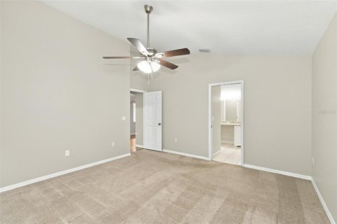 Villa ou maison à vendre à Tampa, Floride: 3 chambres, 164.34 m2 № 2408117 - photo 19