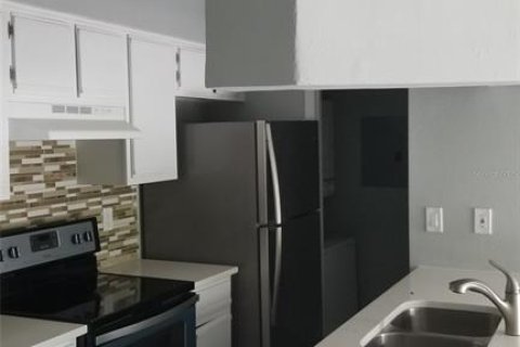 Condo in Altamonte Springs, Florida, 1 bedroom  № 1767871 - photo 7