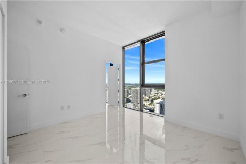 Condo in Miami, Florida, 4 bedrooms  № 1953494 - photo 17