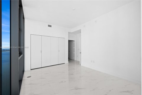 Condo in Miami, Florida, 4 bedrooms  № 1953494 - photo 10