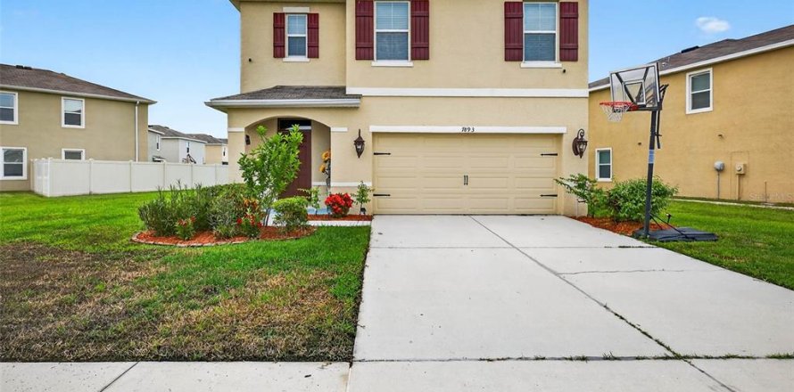 Villa ou maison à Wesley Chapel, Floride 5 chambres, 227.33 m2 № 1820465
