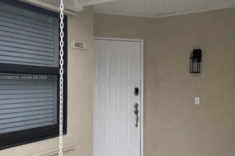 Купить таунхаус в Хайалиа, Флорида 3 спальни, 103.59м2, № 2024913 - фото 4