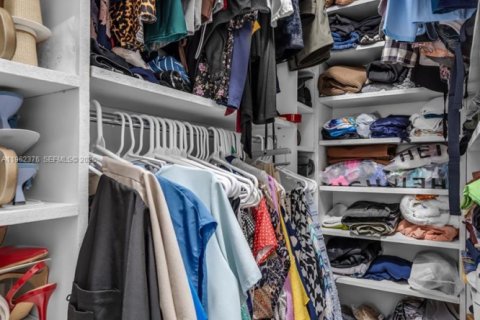 Adosado en venta en Hialeah, Florida, 3 dormitorios, 103.59 m2 № 2024913 - foto 27